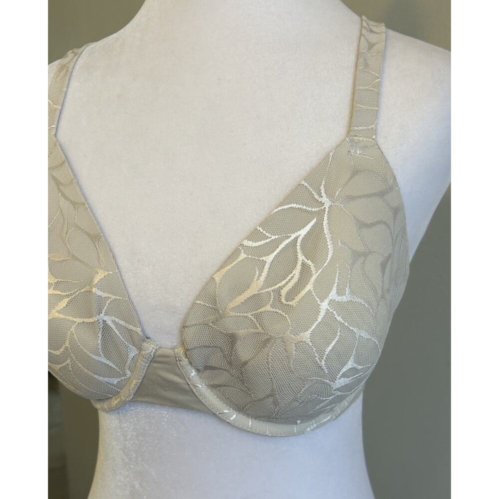 Bali Women's Bra 36C Smooth Shirt Beauty Lift No Show Support Tailored Underwire